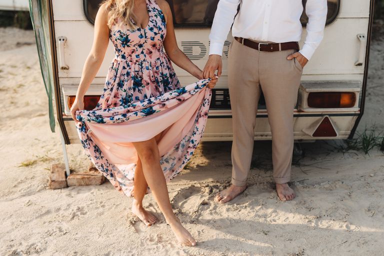 sesja narzeczeńska nad jeziorem pogoria