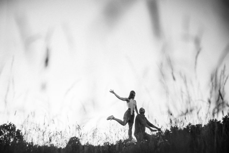 Plenerowa sesja narzeczeńska z rowerem, Śląsk, Katowice