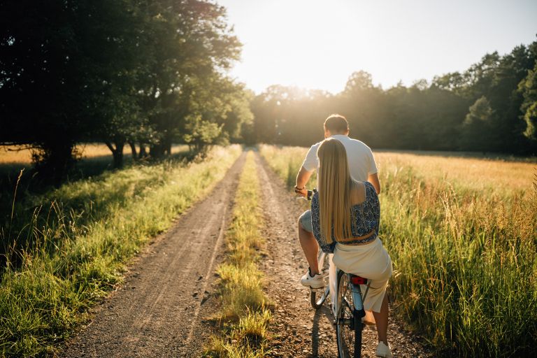 Sesja narzeczeńska Dominiki i Przemka w naturze, plener Śląsk, fotografia par