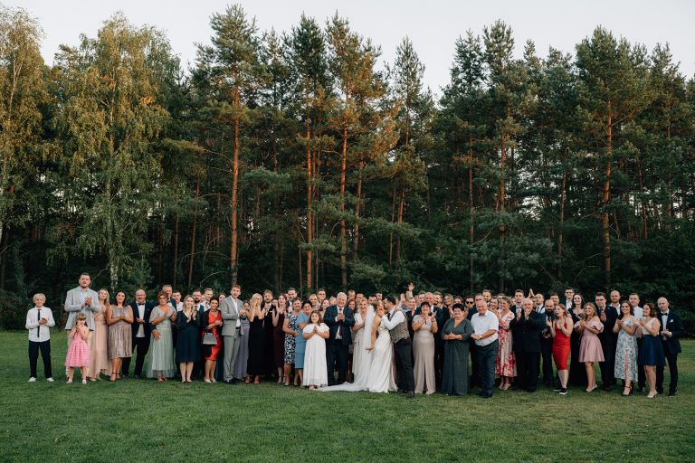 Reportaż ślubny Zatoka Bajka, ujęcia z wesela i zabawy