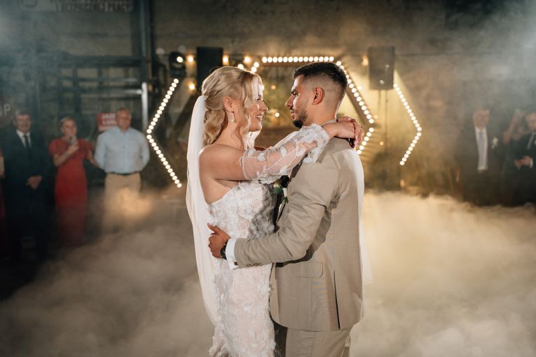 wesele w Szybie Bończyk – emocje na parkiecie (kadr 42)