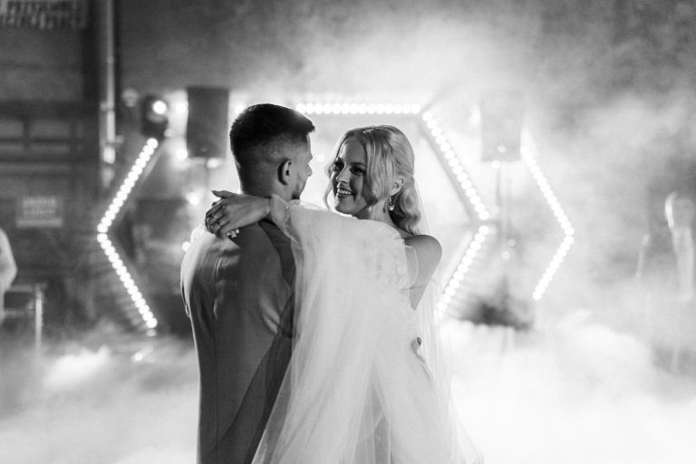 Iza i Adrian – pierwszy taniec i światło (kadr 43)