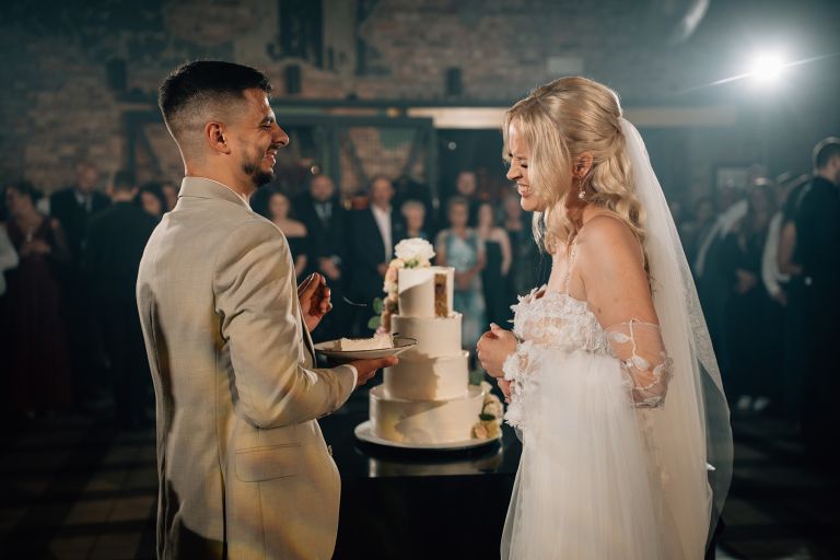 Iza i Adrian – zabawa i śmiech (kadr 49)