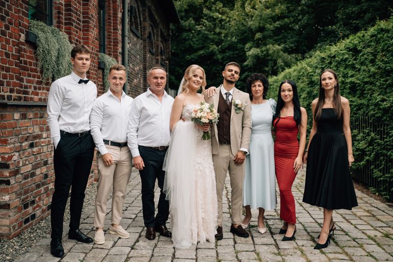 Iza i Adrian – zabawa gości (kadr 62)