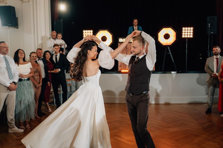 Sala weselna Pod Zielonym Dębem Bohumin – wnętrze