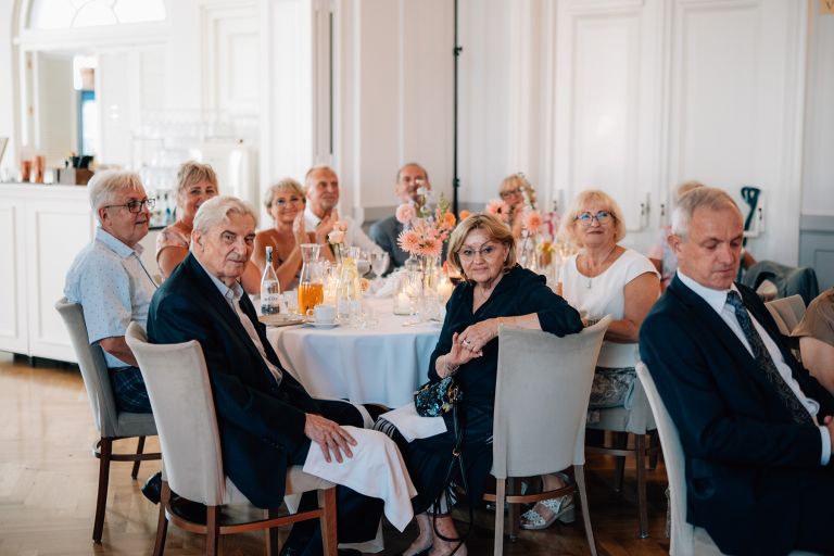 Sala weselna Pod Zielonym Dębem Bohumin – wnętrze