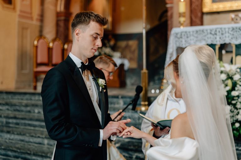 wesele Ostoja Garden w Brodach – wejście na przyjęcie